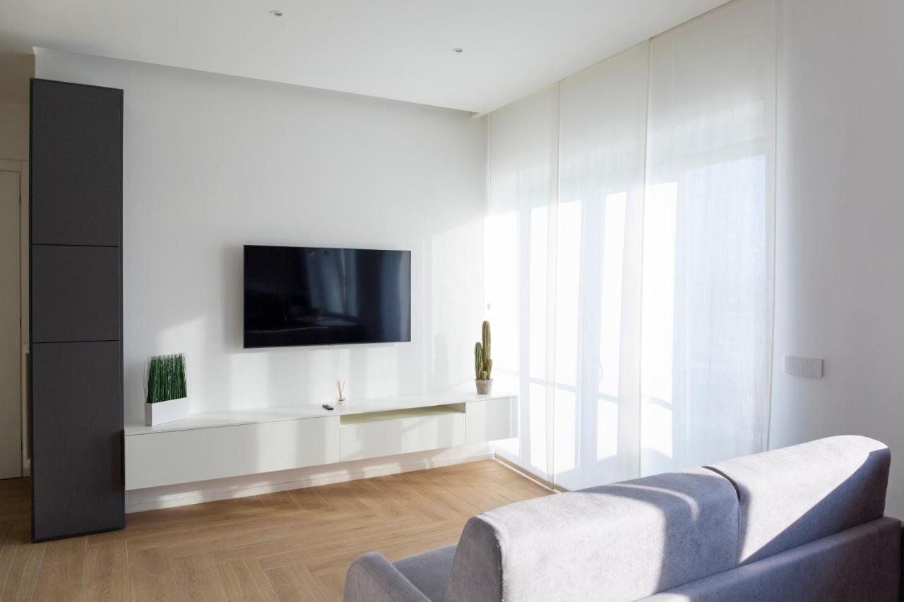 7Th Floor Apartment Фоджа Екстериор снимка